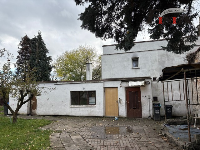 Prodej rodinného domu se třemi bytovými jednotkami Holý vrch, Česká Lípa