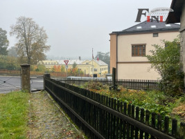 Prodej rodinného domu se stodolou, velkou zahradou a stavebními pozemky v Kamenickém Šenově